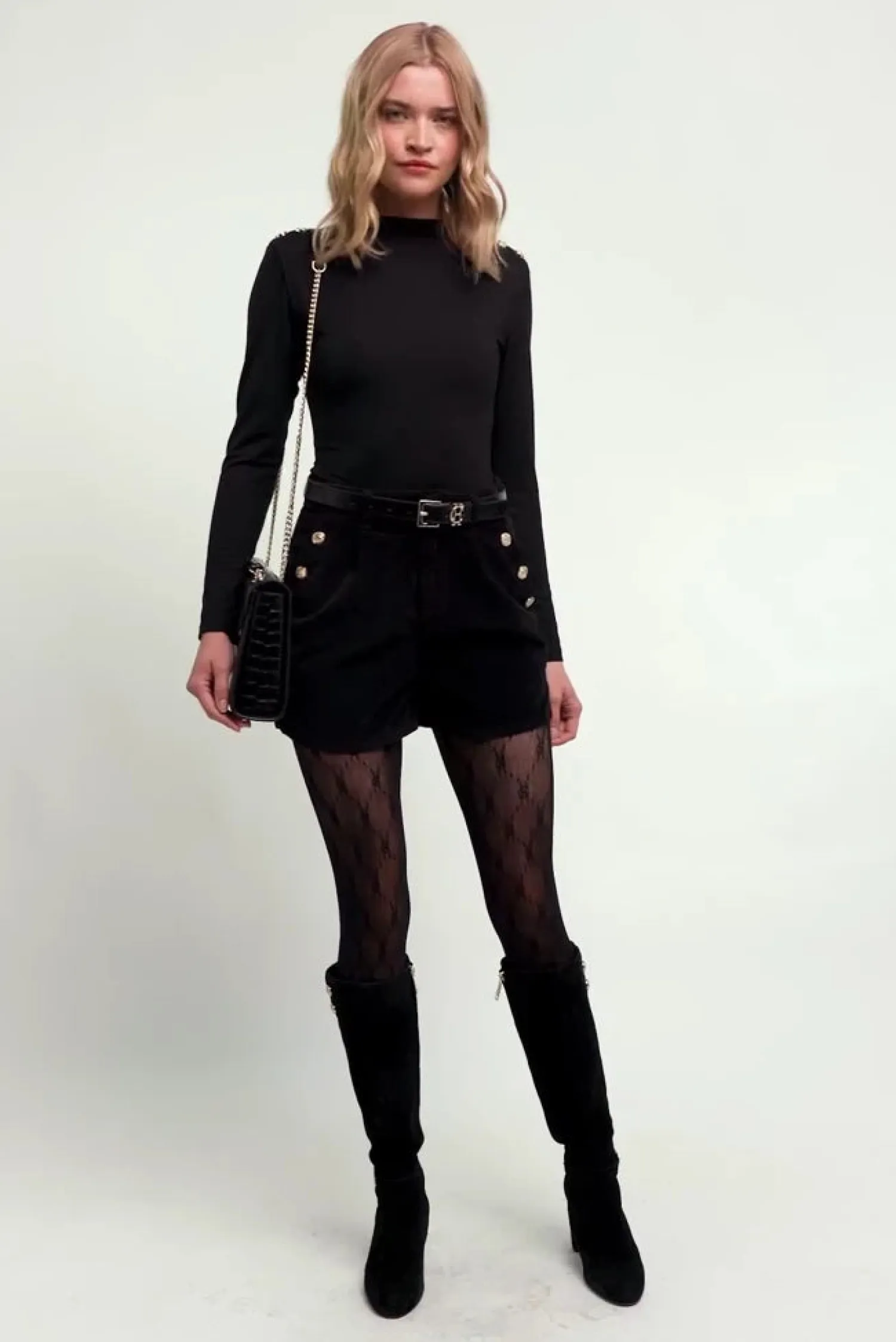 Outlet Amoria Velvet Shorts Women Shorts