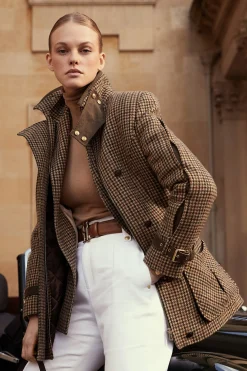 New Balmoral Field Coat (Hailes Green Tweed) Women Coats