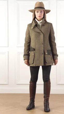 New Balmoral Field Coat (Hailes Green Tweed) Women Coats