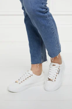 Hot Chelsea Court Trainer (White) Women Trainers