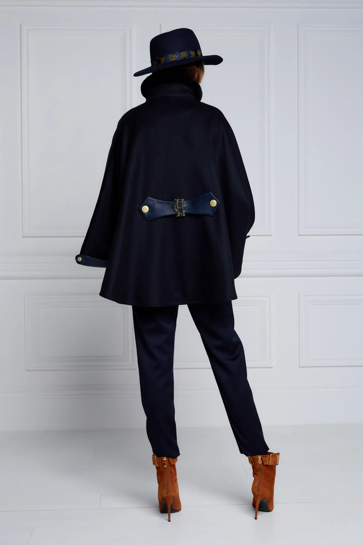 Outlet Chiltern Cape (Soft Navy) Women Capes|Tailoring