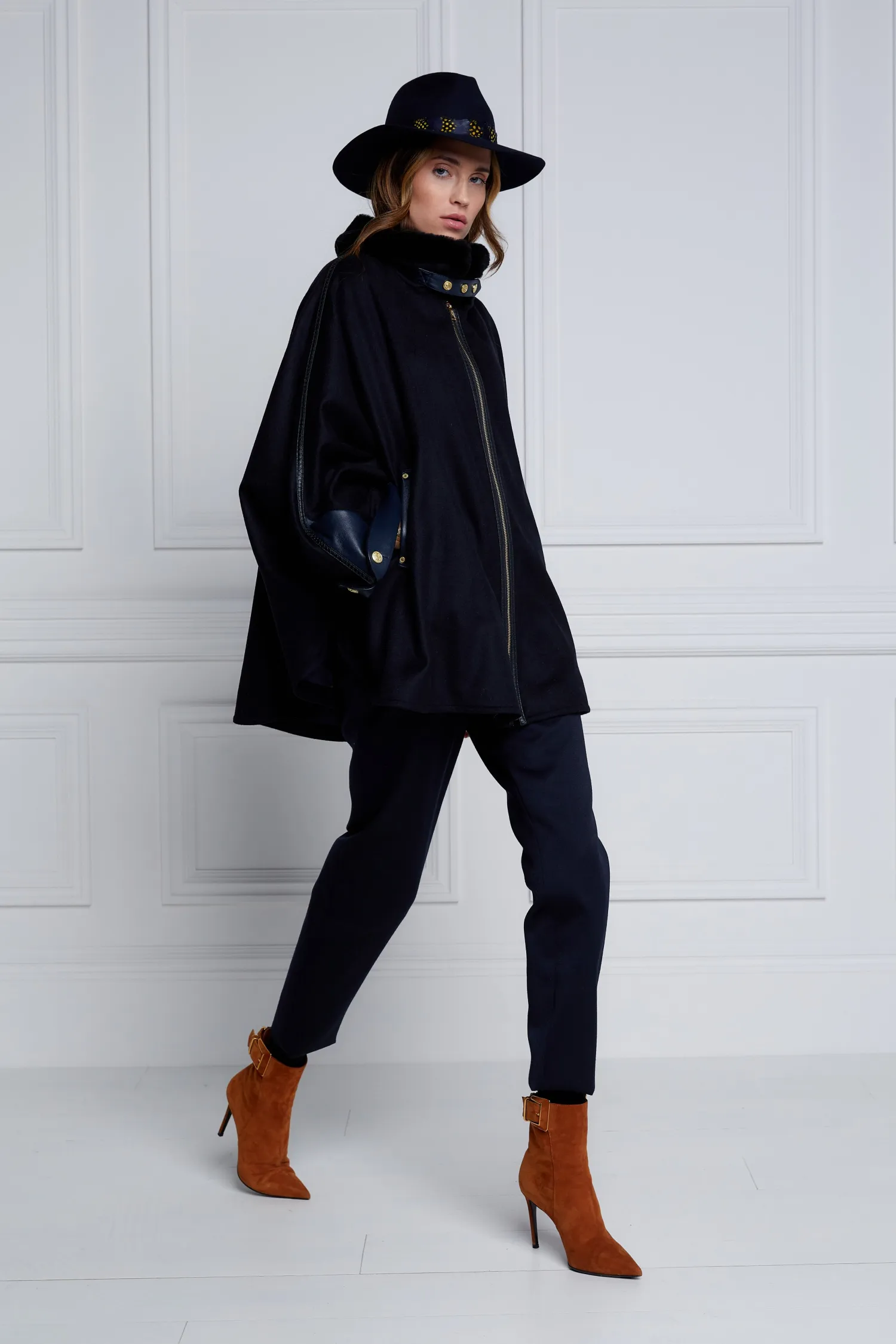 Outlet Chiltern Cape (Soft Navy) Women Capes|Tailoring
