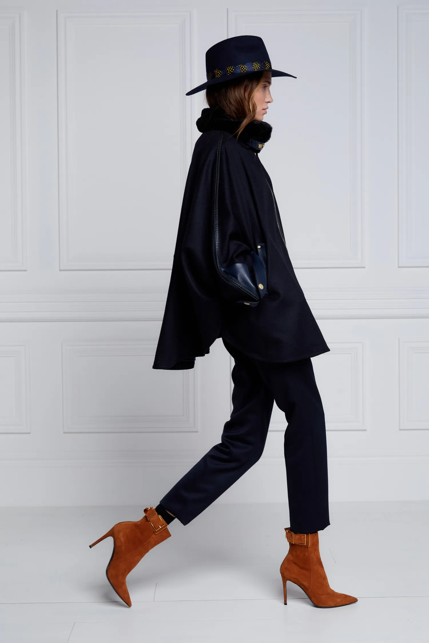 Outlet Chiltern Cape (Soft Navy) Women Capes|Tailoring