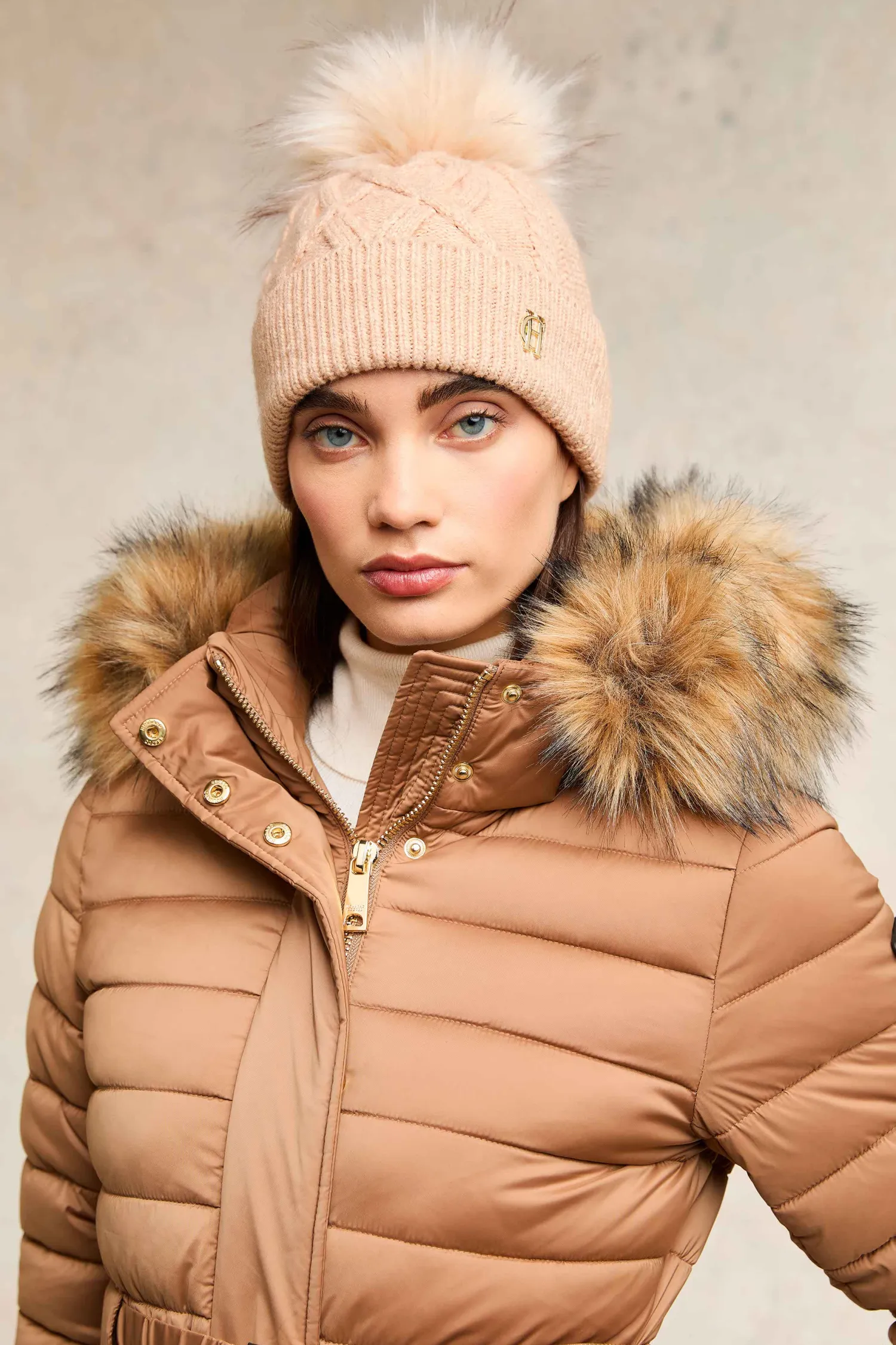 New Cortina Bobble Hat (Camel Champagne) Women Hats & Headbands|Hats & Headbands