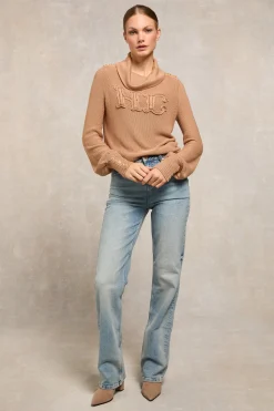 Fashion Daisy Roll Neck Knit Women Knitwear