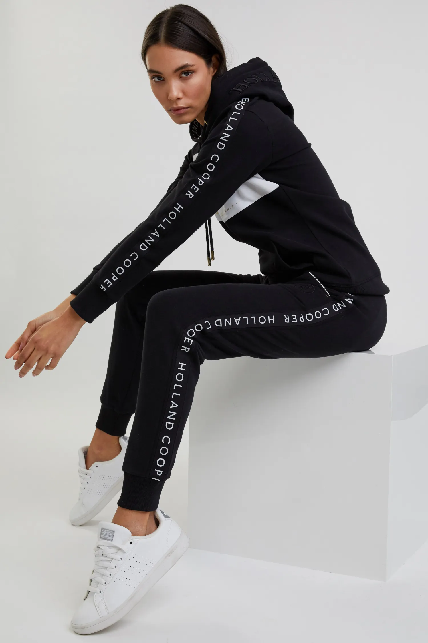 Hot Deluxe Jogger Women Joggers