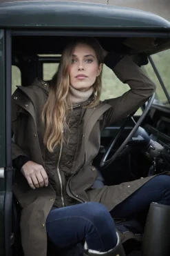 Hot Folgate Rain Coat (Soft Khaki) Women Coats