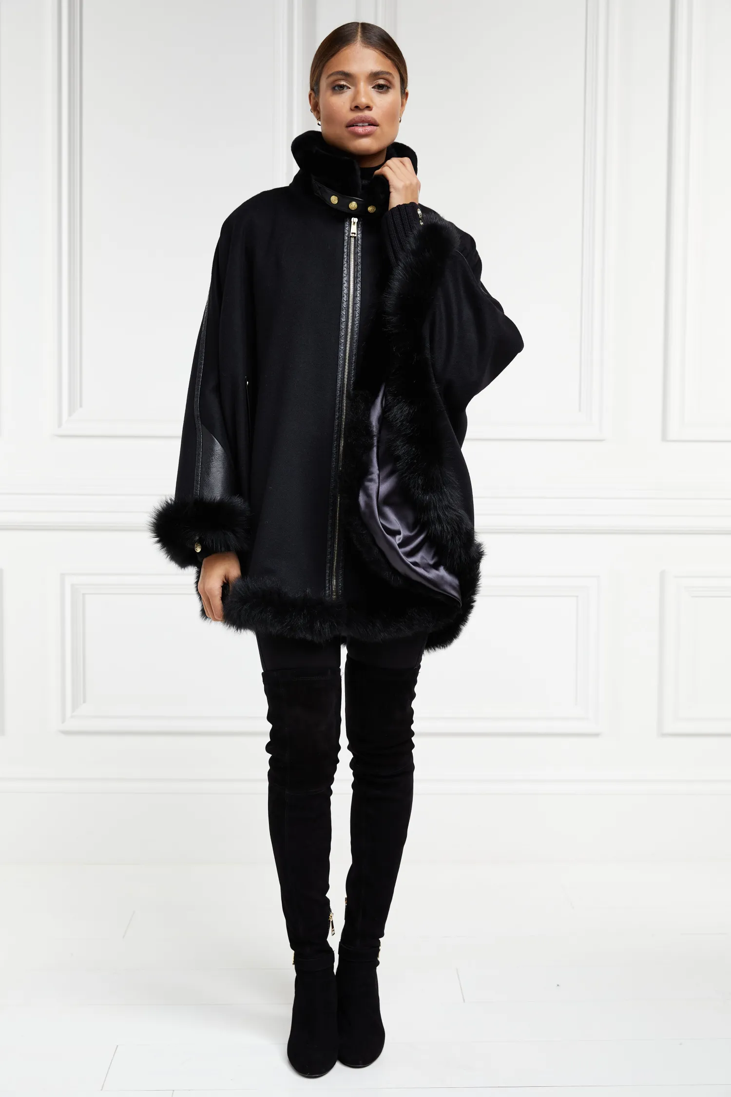 Hot Gold Label Chiltern Cape (Soft Black) Women Capes