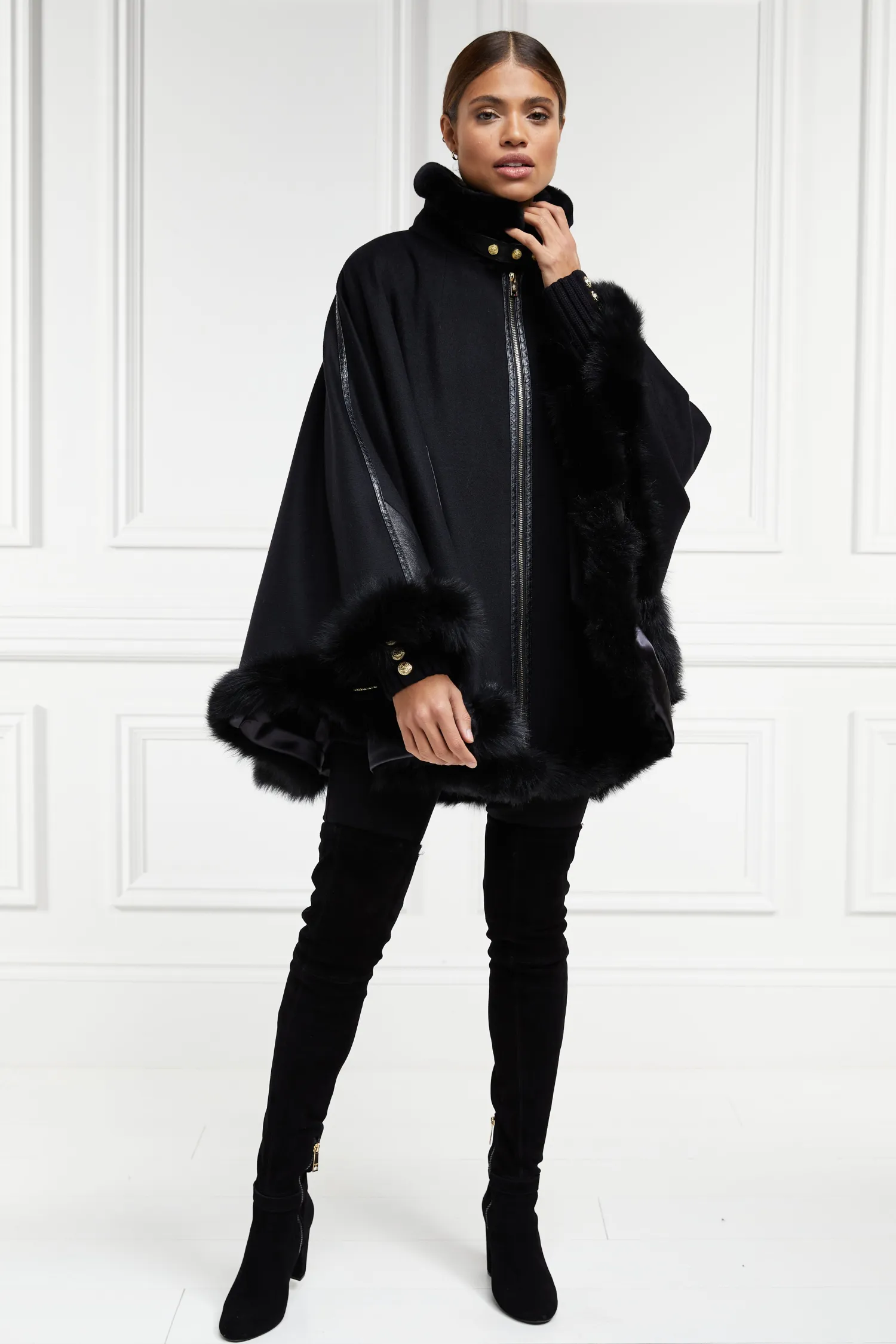 Hot Gold Label Chiltern Cape (Soft Black) Women Capes