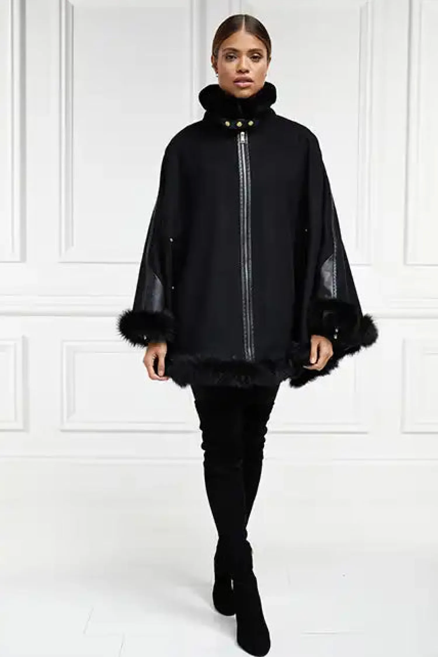 Hot Gold Label Chiltern Cape (Soft Black) Women Capes
