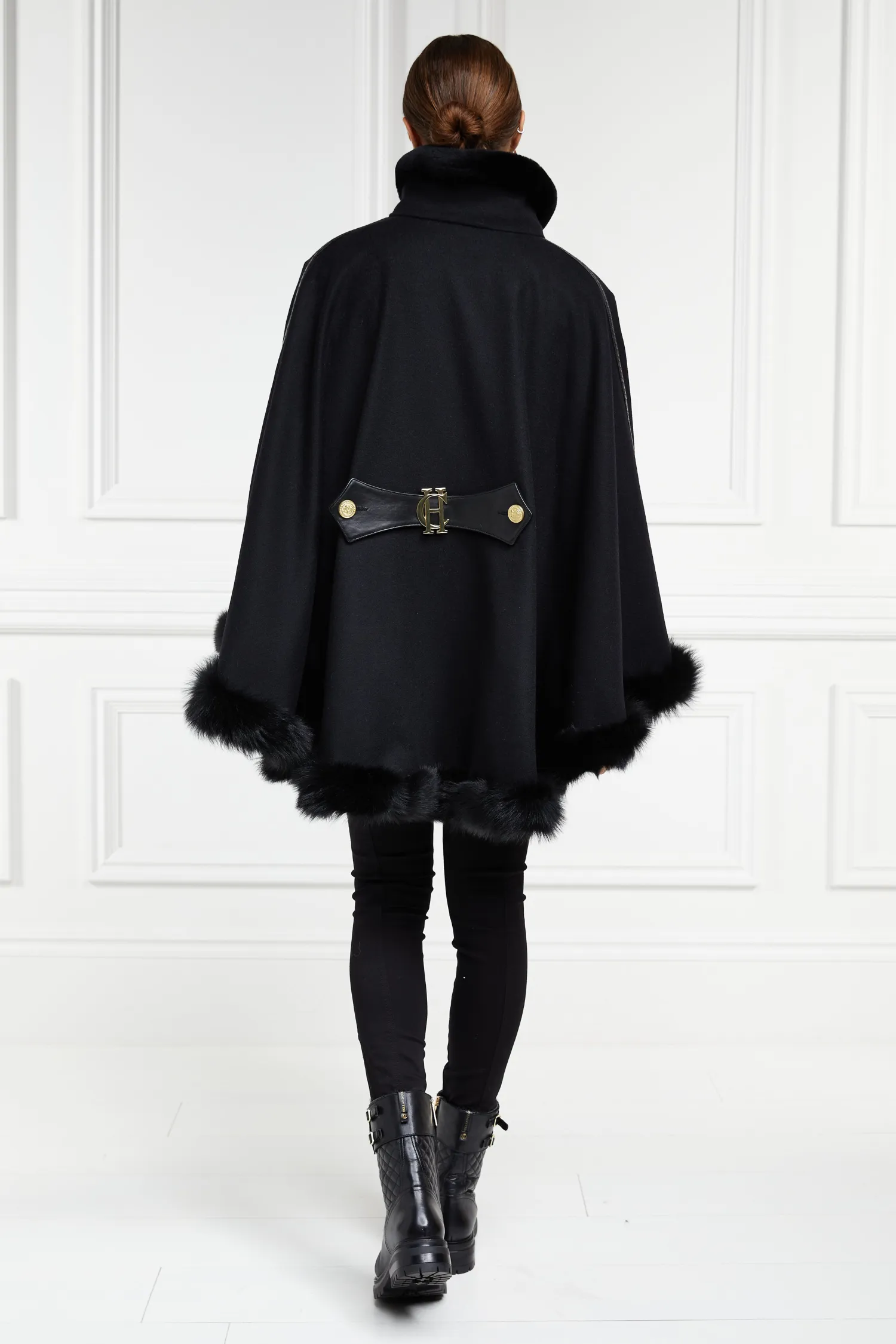 Hot Gold Label Chiltern Cape (Soft Black) Women Capes