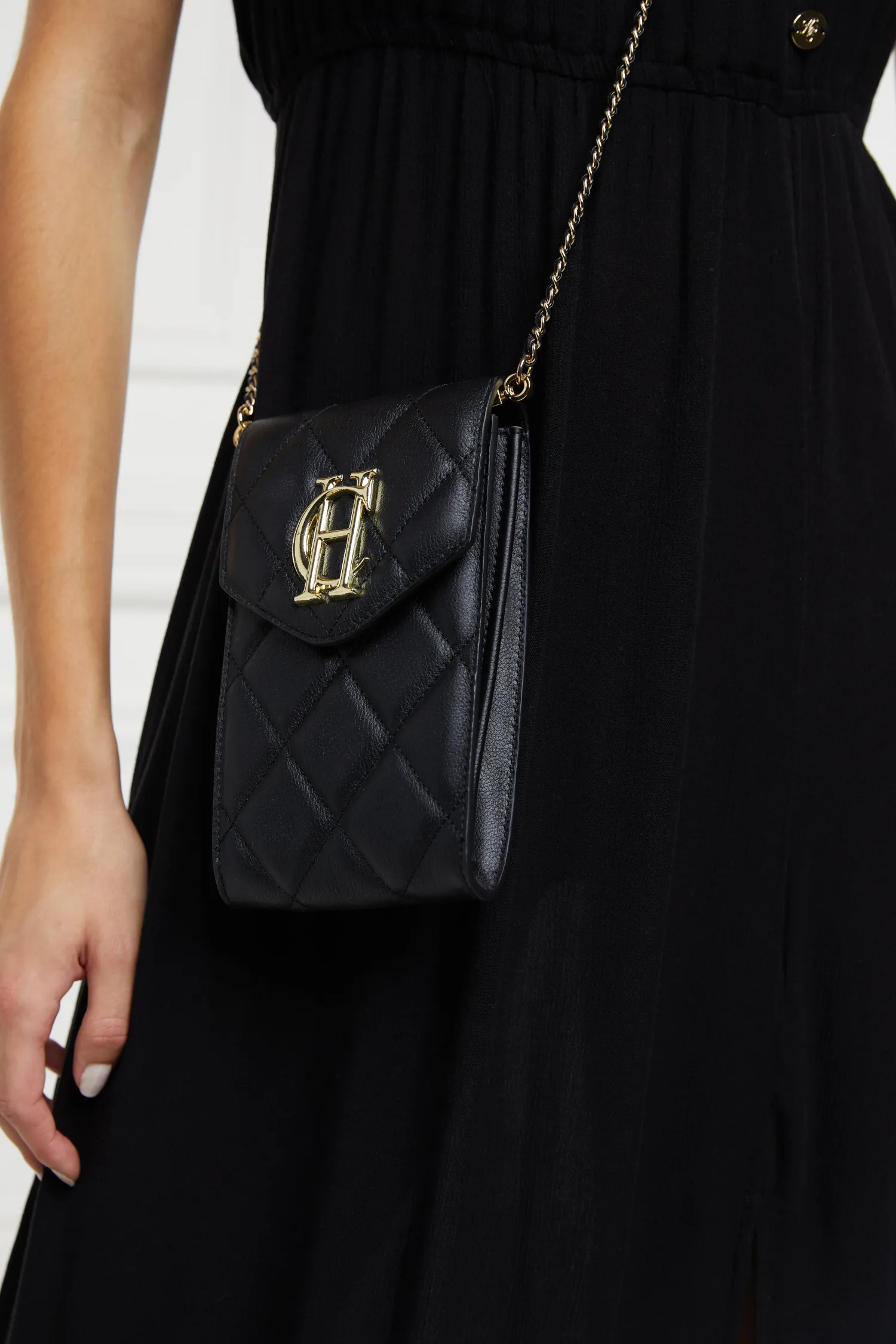 Online Knightsbridge Phone Pouch (Black Quilted) Women Crossbody Bags|Clutch Bags
