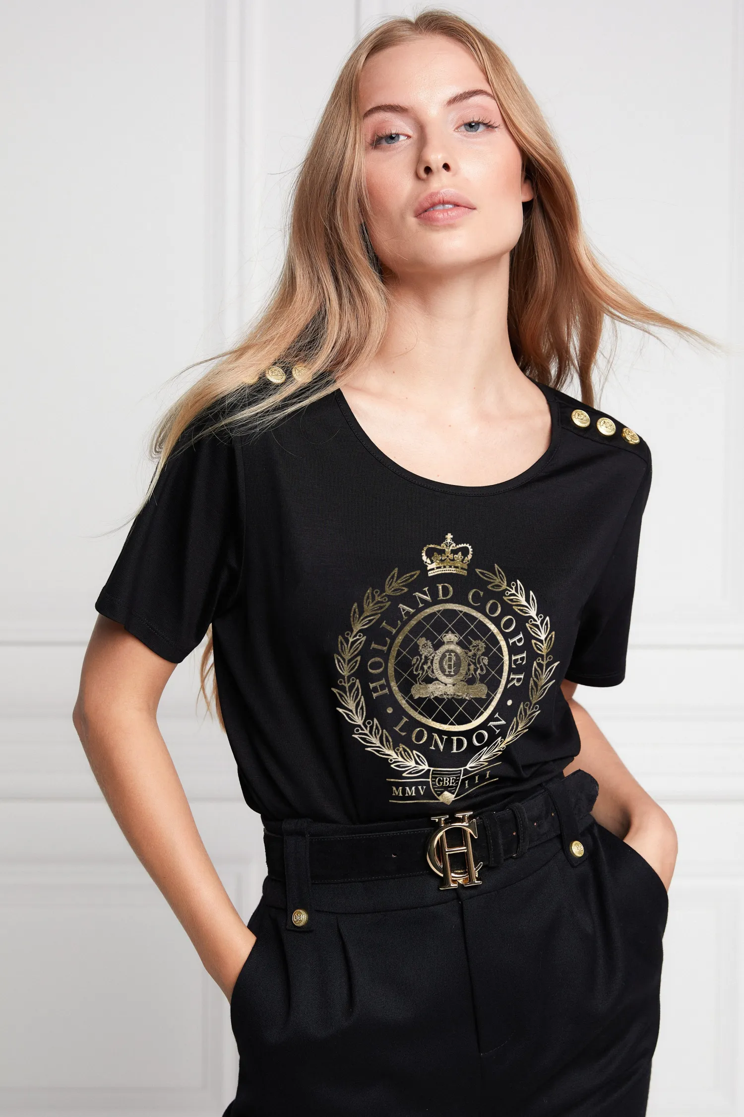 Fashion Ornate Crest Tee Women Tees