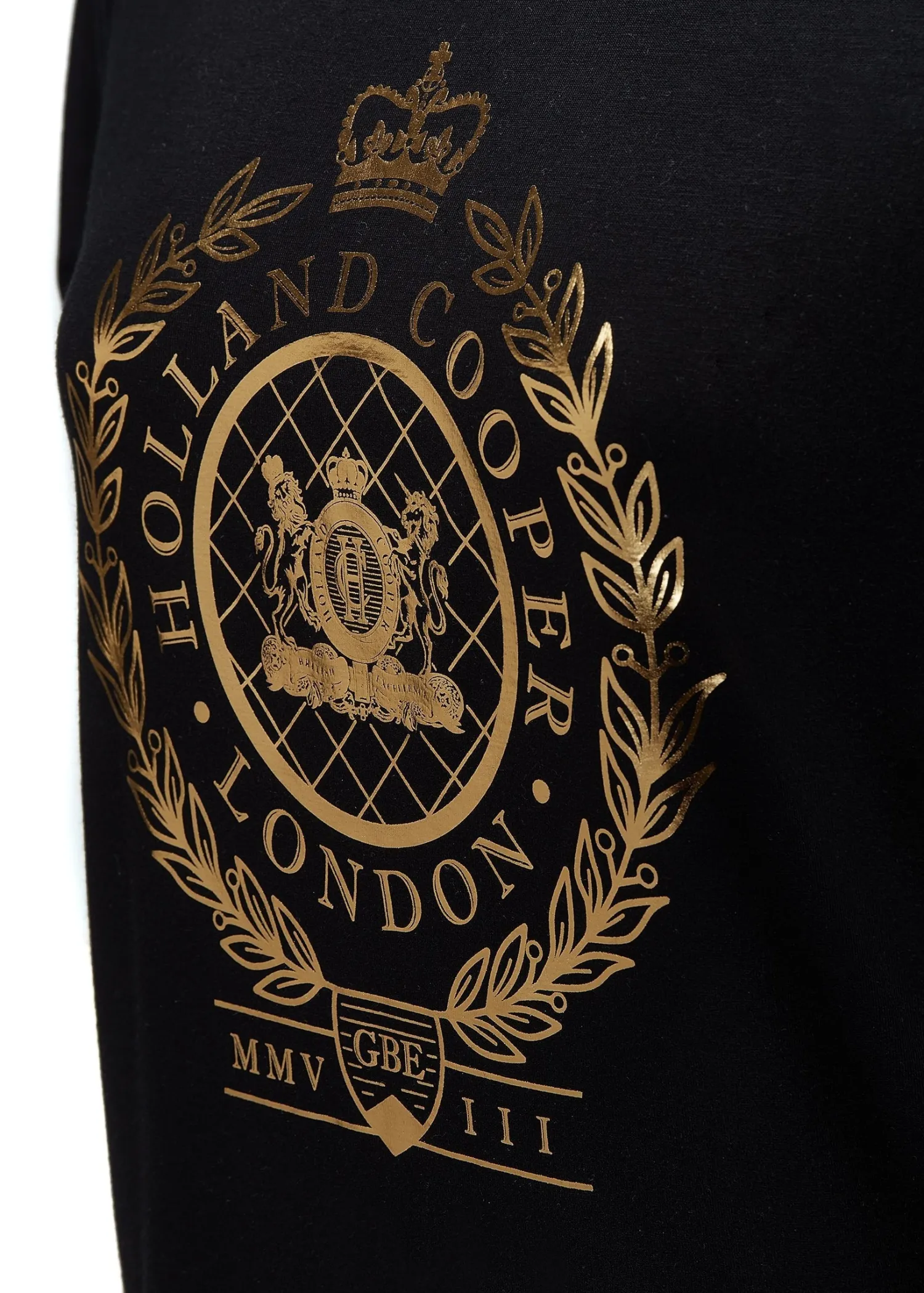Fashion Ornate Crest Tee Women Tees