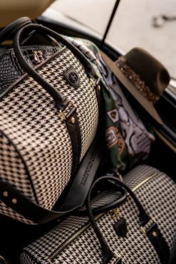 Sale Regency Holdall (Ecru Houndstooth) Women Holdalls & Suitcases|Travel Bags